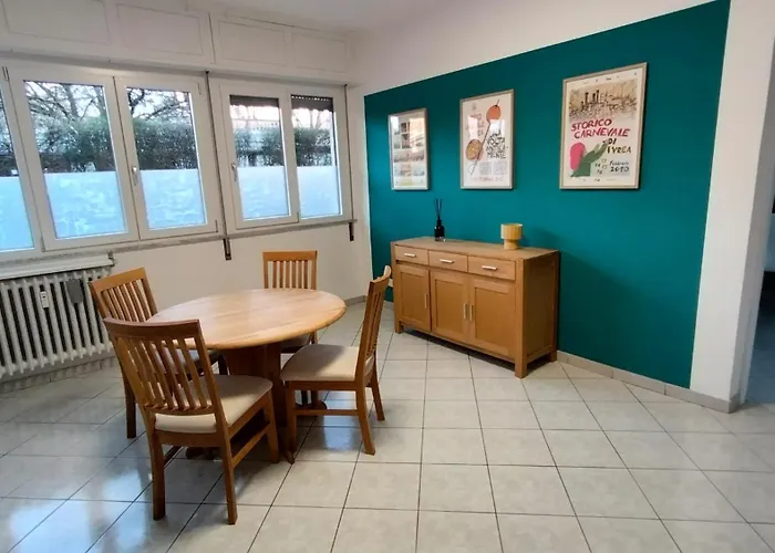 La Bella - Perotti 12 Pensjonat Ivrea